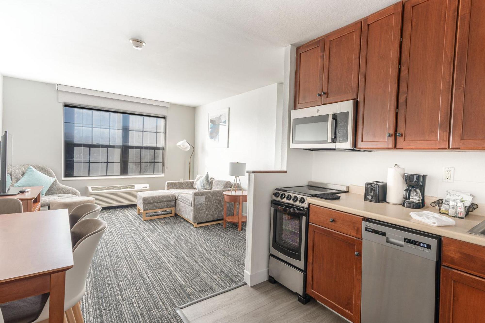 Towneplace Suites Стаффорд Экстерьер фото