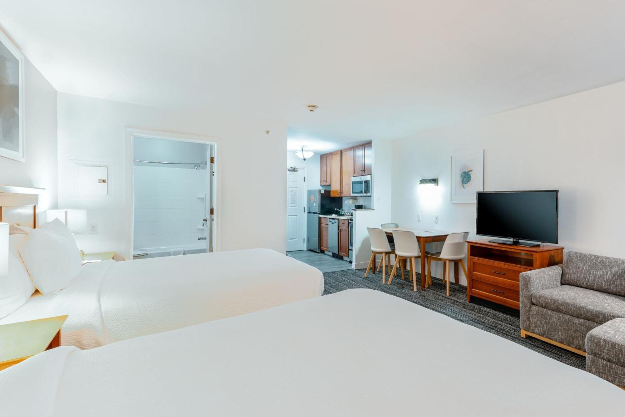Towneplace Suites Стаффорд Экстерьер фото